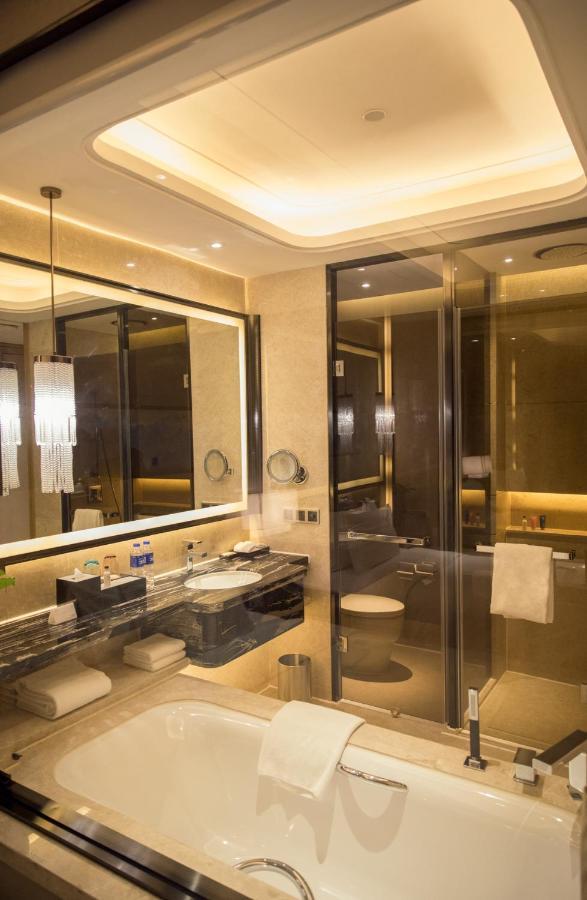 Wanda Realm Longyan Hotel Bagian luar foto