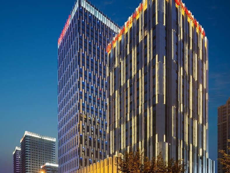 Wanda Realm Longyan Hotel Bagian luar foto